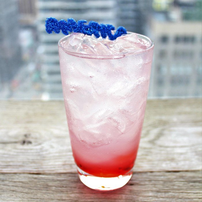 Zipperhead Cocktail Image