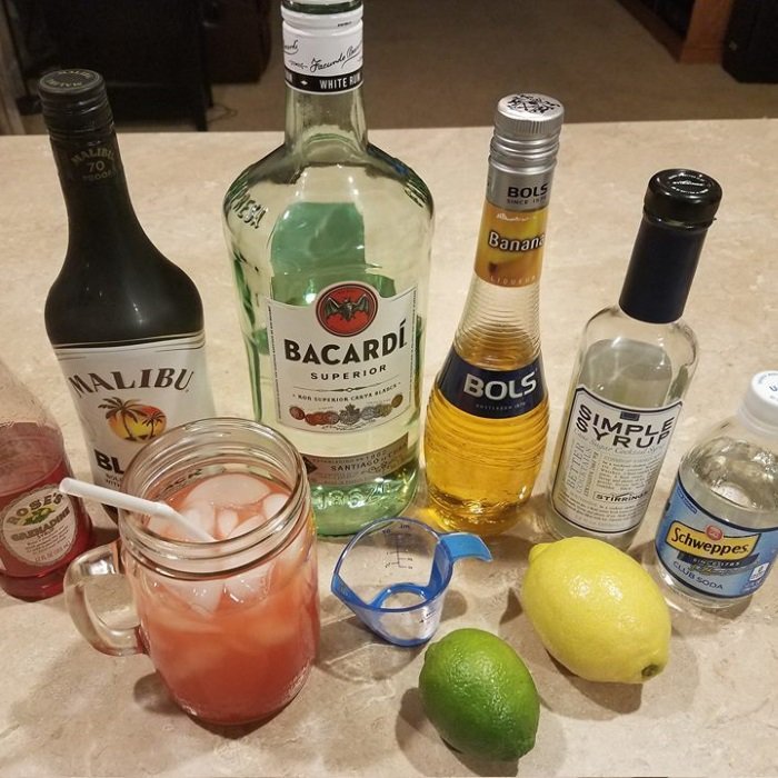 Bahama Mama Cocktail Image