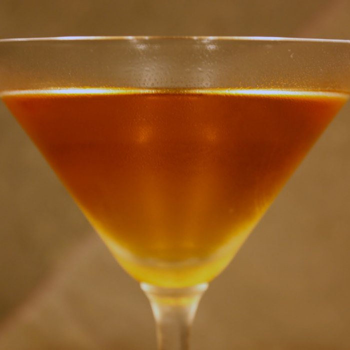 Amaretto Stinger Cocktail Image